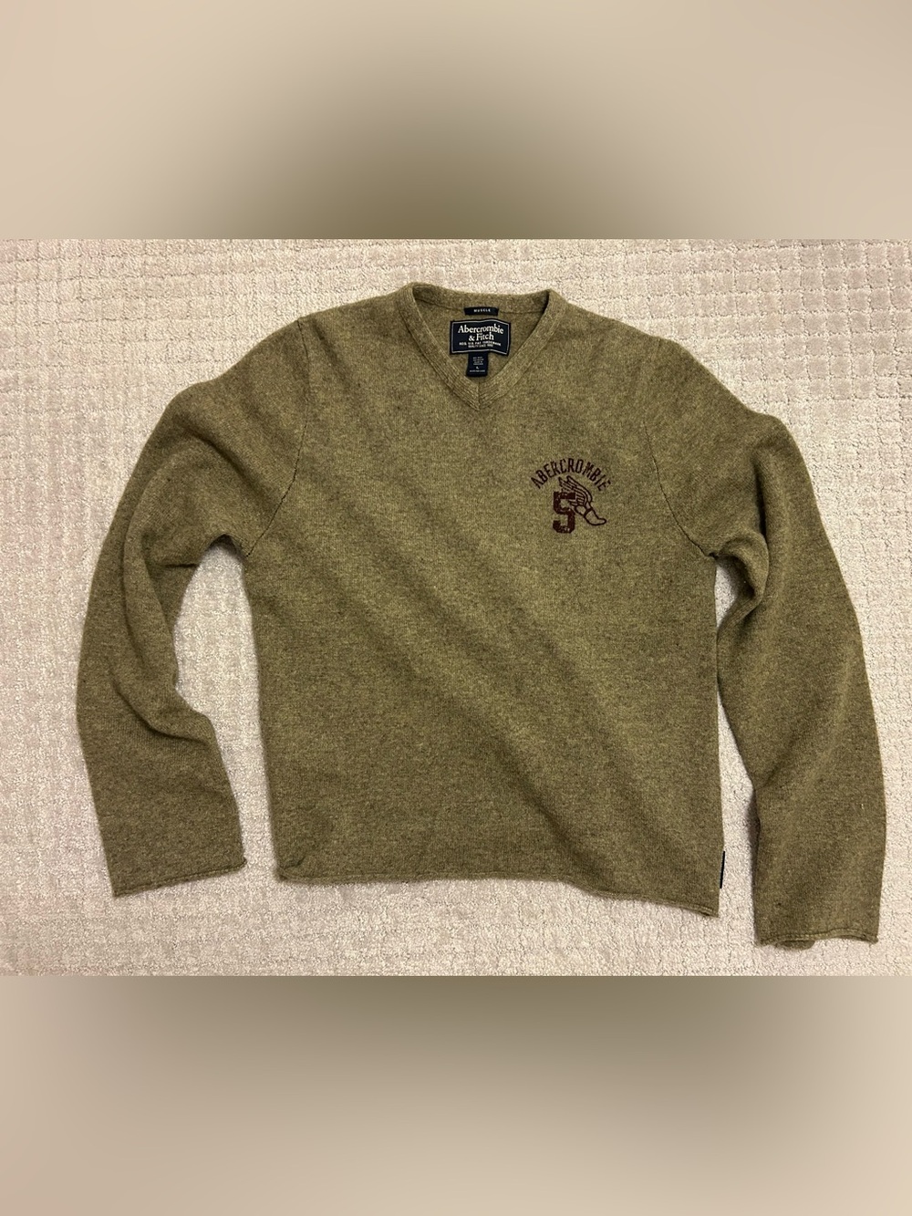 Abercrombie & Fitch Muscle Fit Olive V-Neck Sweater